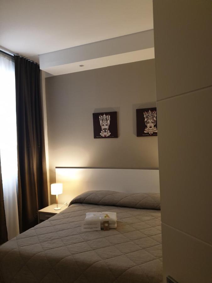 Due Passi Suite Palermo Exterior photo